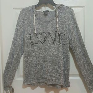 Lace sleeve LOVE arrow hoodie with front pocket